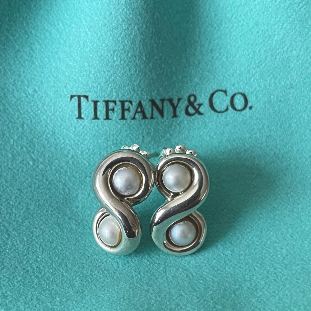 Tiffany & Co. freshwater pearl and silver infinity earrings